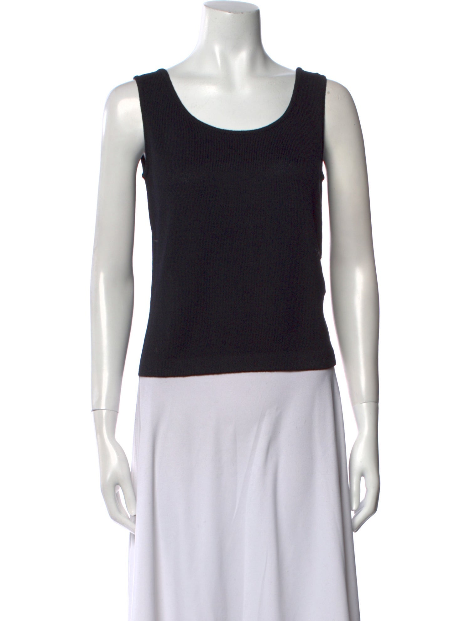 St. John Scoop Neck Sleeveless Top