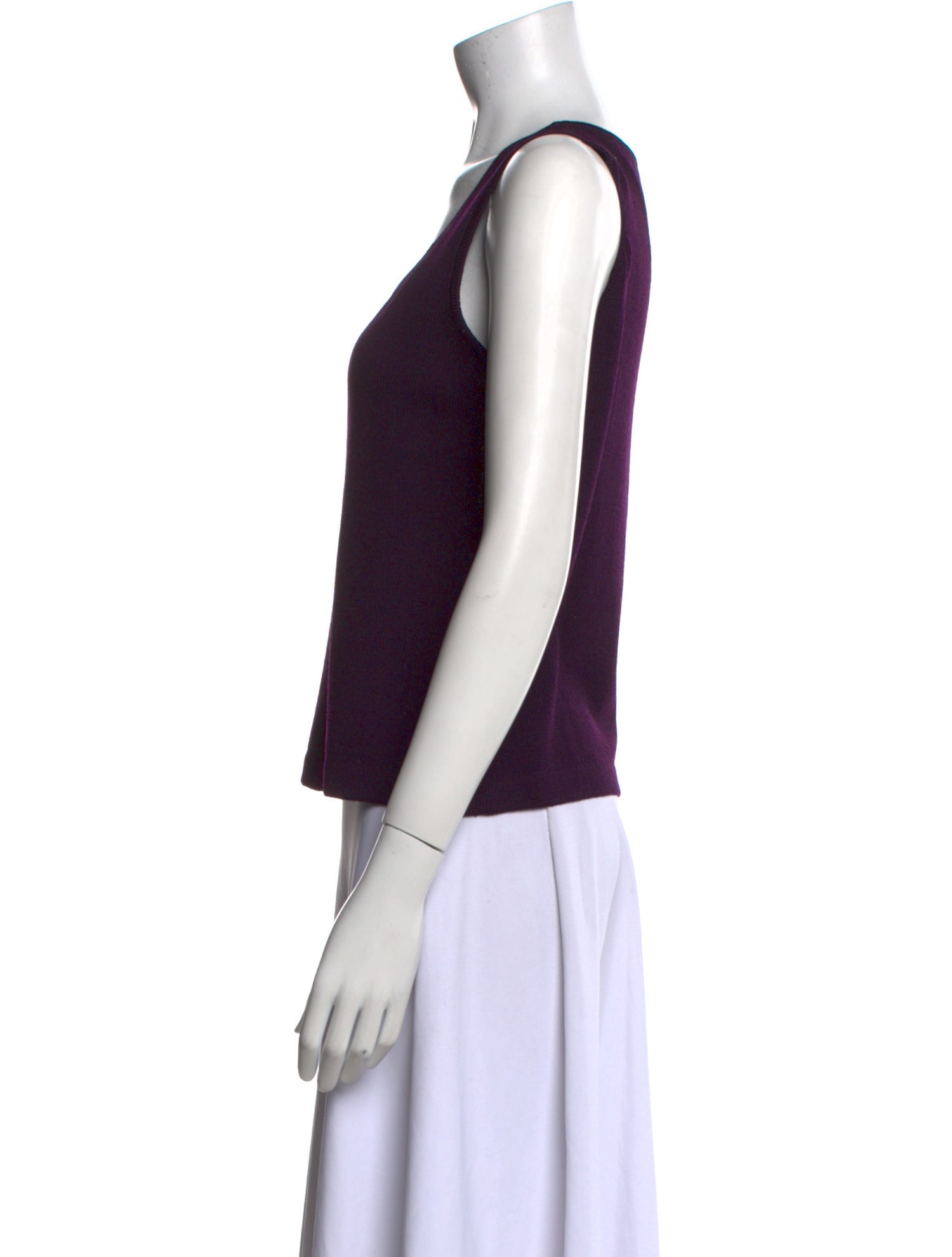 St. John Scoop Neck Sleeveless Top
