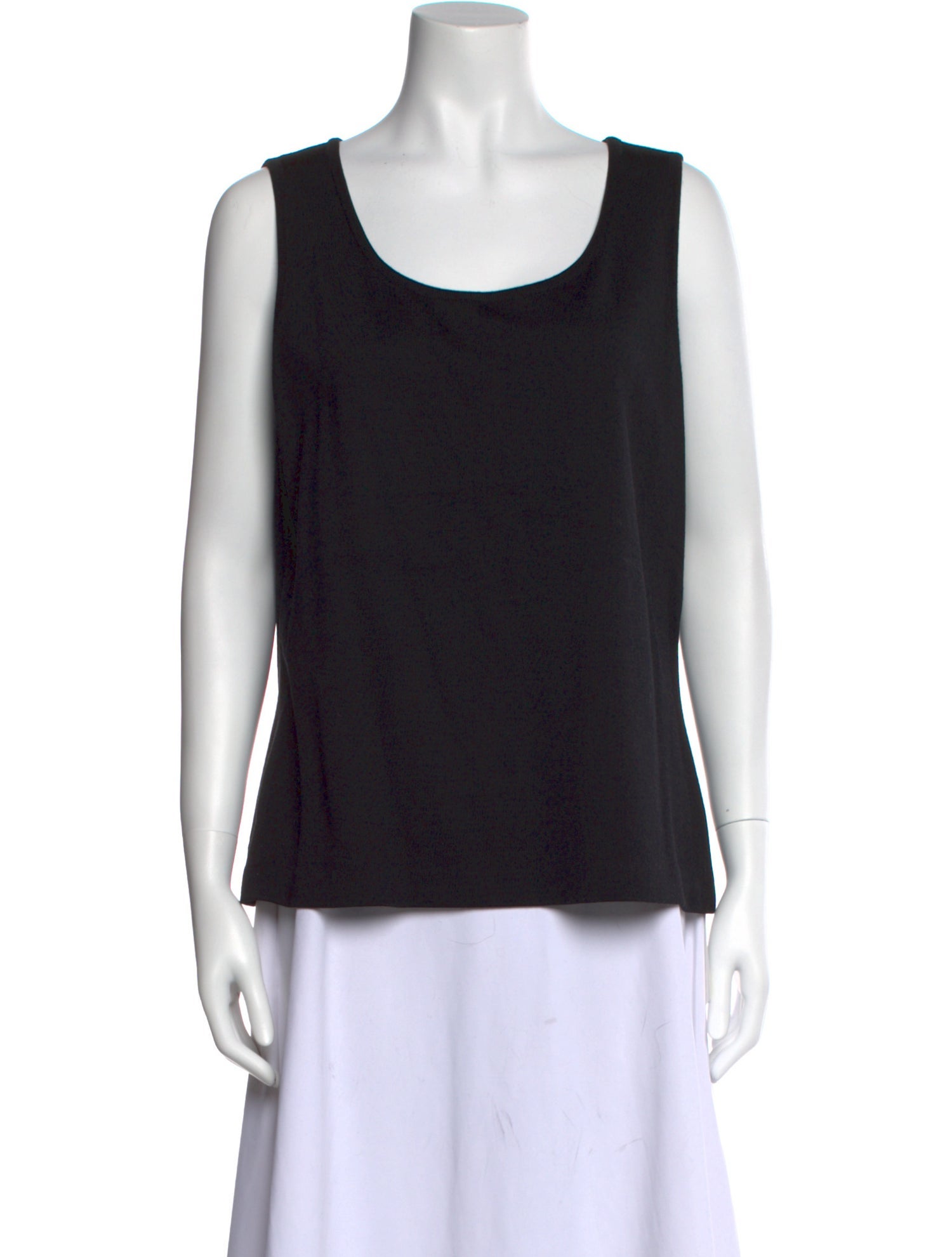 St. John Scoop Neck Sleeveless Top