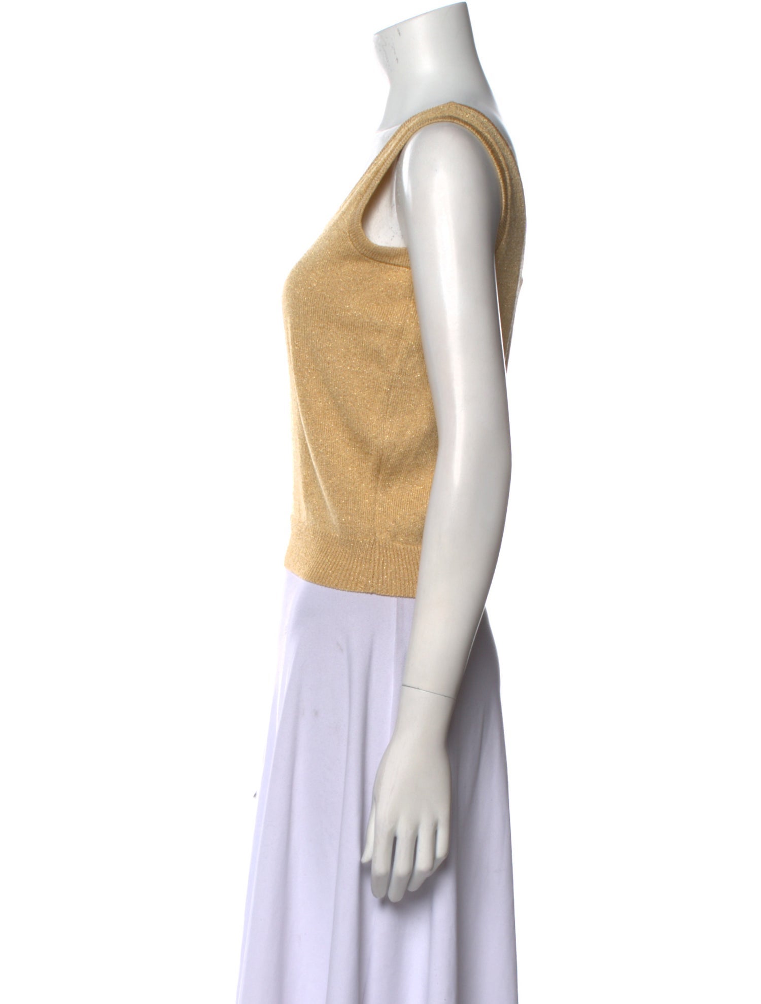St. John Scoop Neck Sleeveless Crop Top