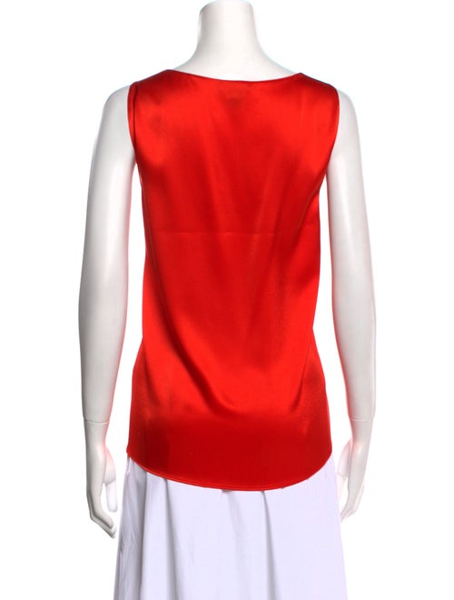 St. John Scoop Neck Sleeveless Top