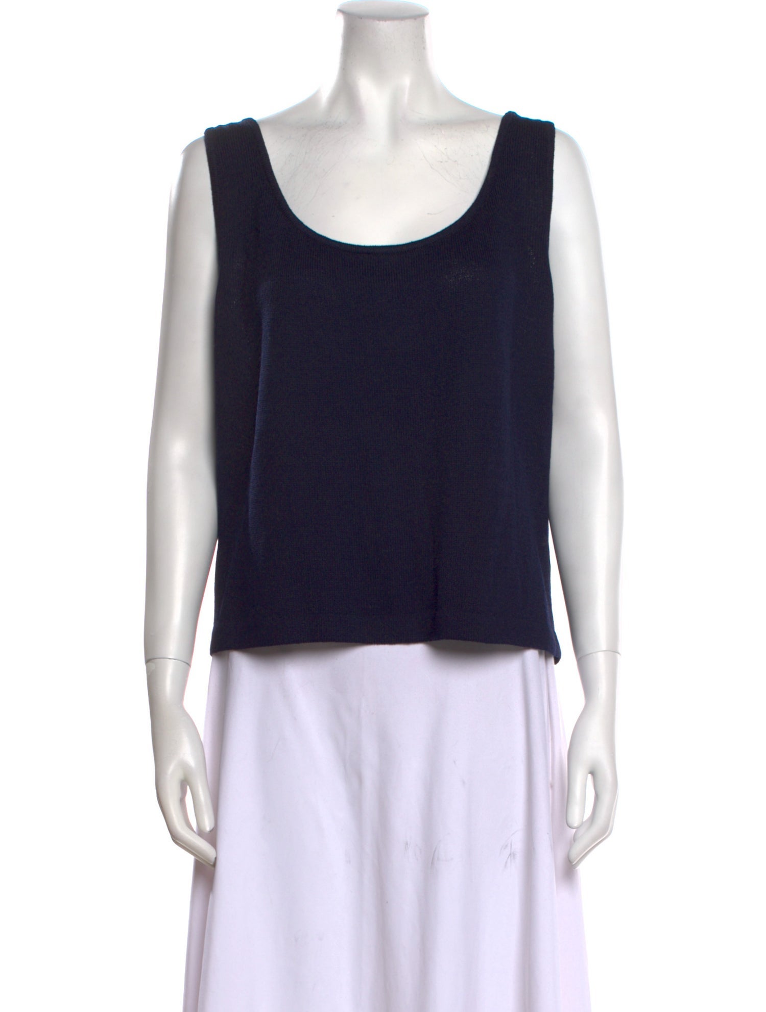 St. John Scoop Neck Sleeveless Top