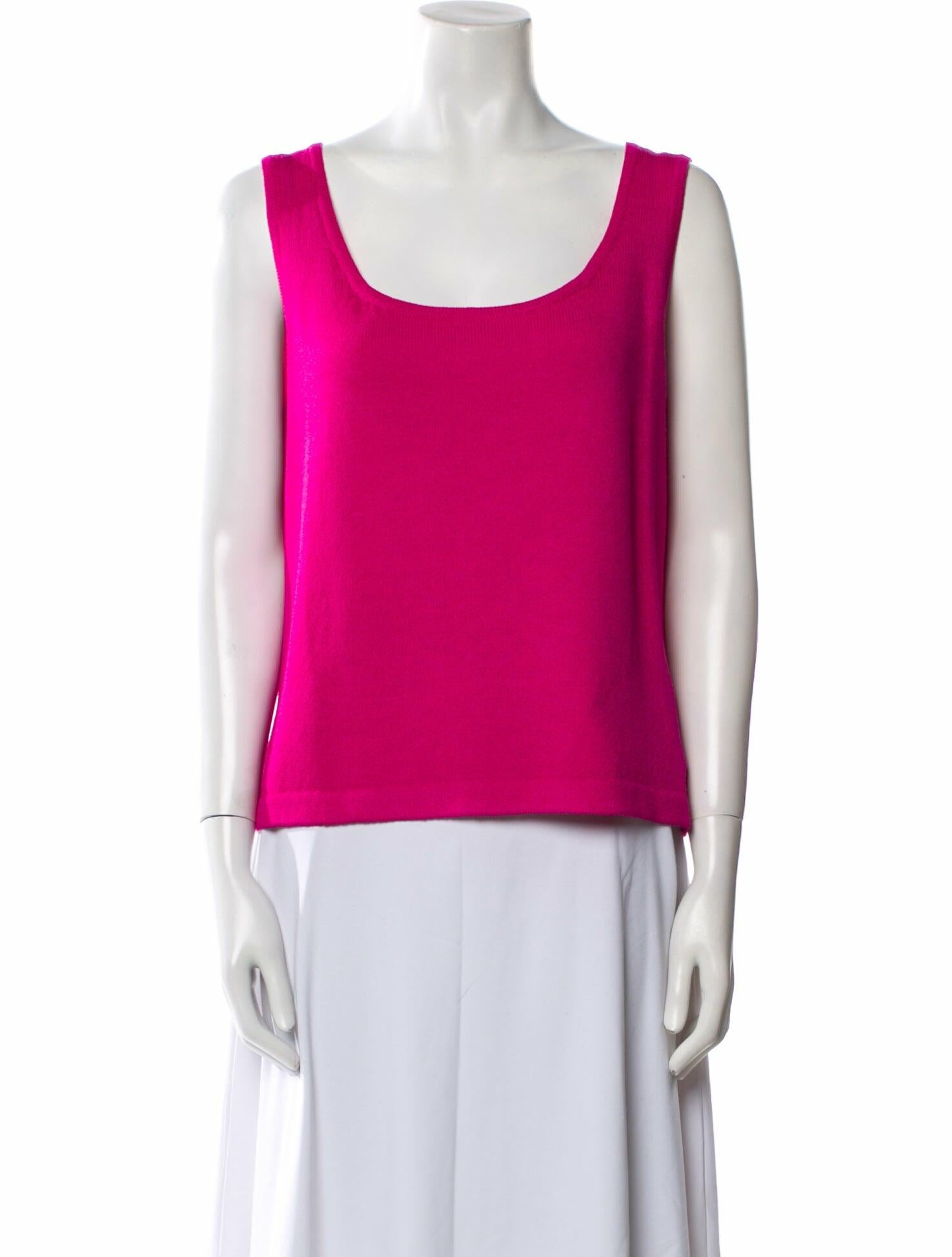 St. John Scoop Neck Sleeveless Top
