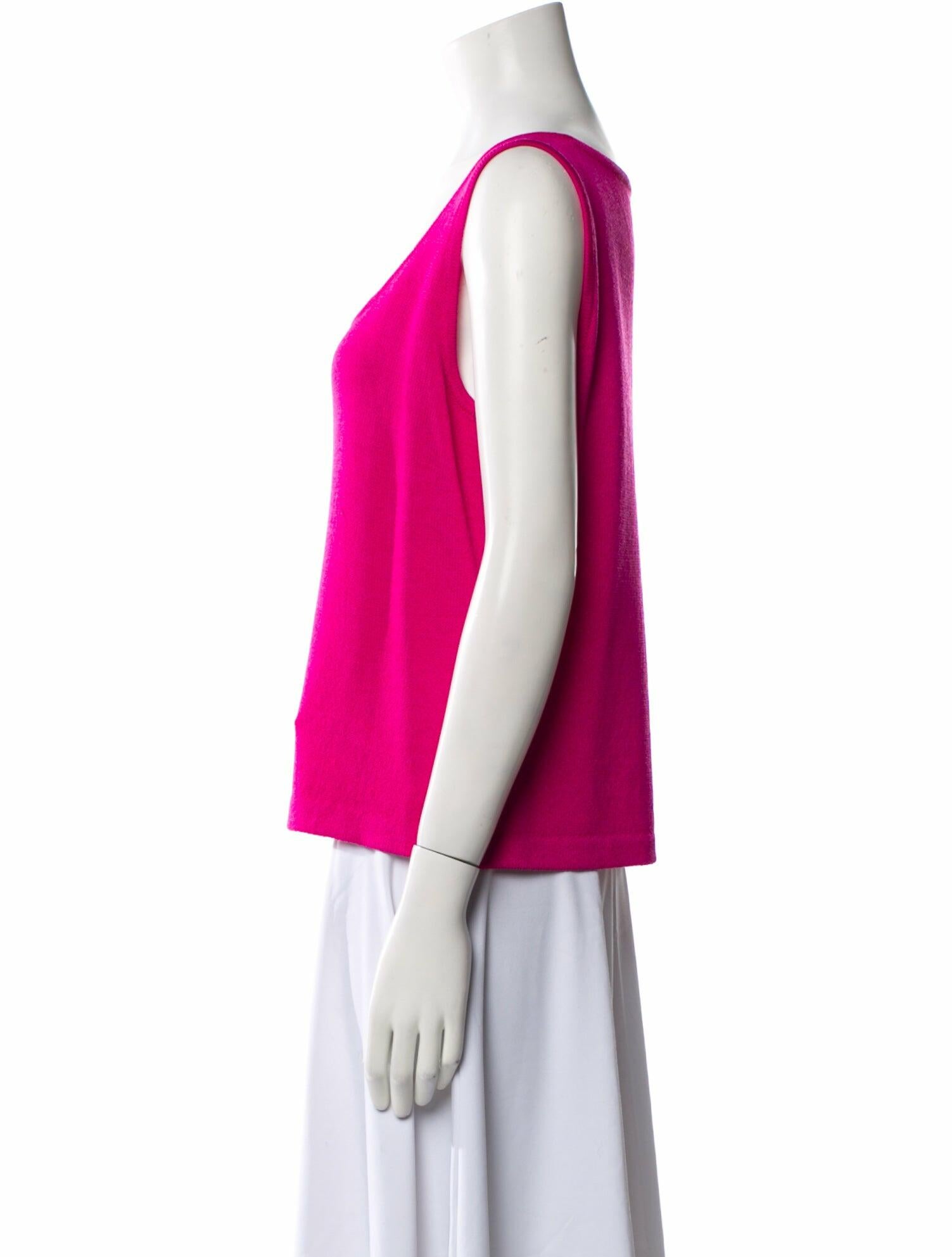 St. John Scoop Neck Sleeveless Top