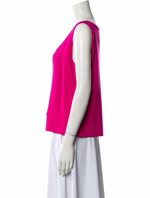 St. John Scoop Neck Sleeveless Top