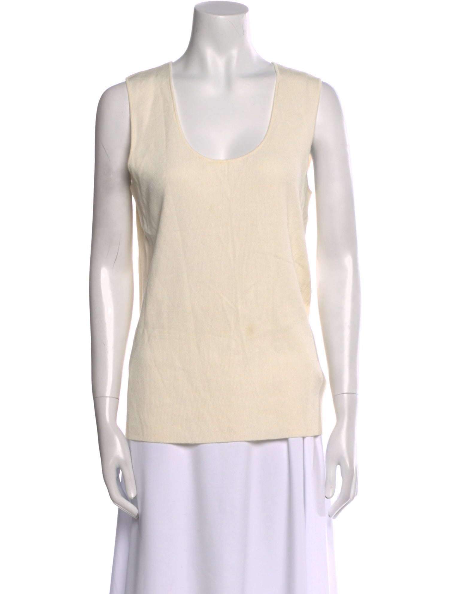 St. John Scoop Neck Sleeveless Top