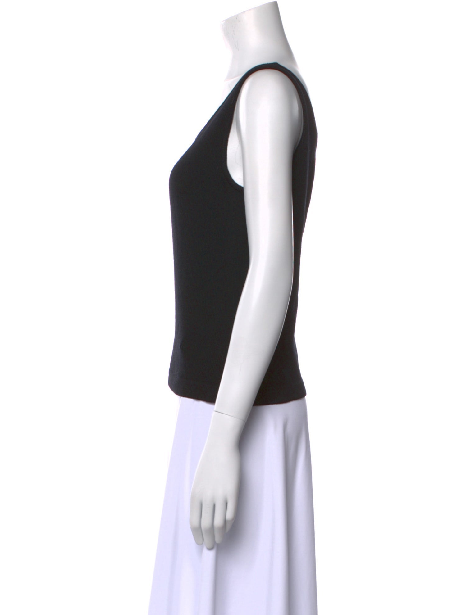 St. John Scoop Neck Sleeveless Top