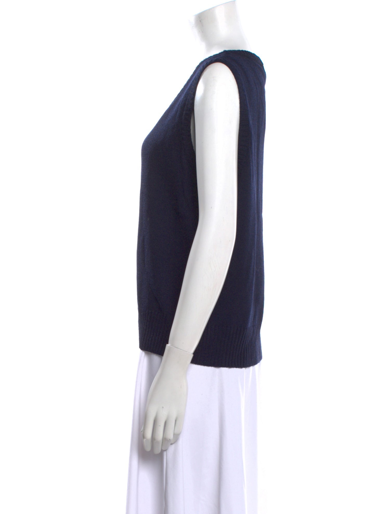 St. John Wool Scoop Neck Sweater