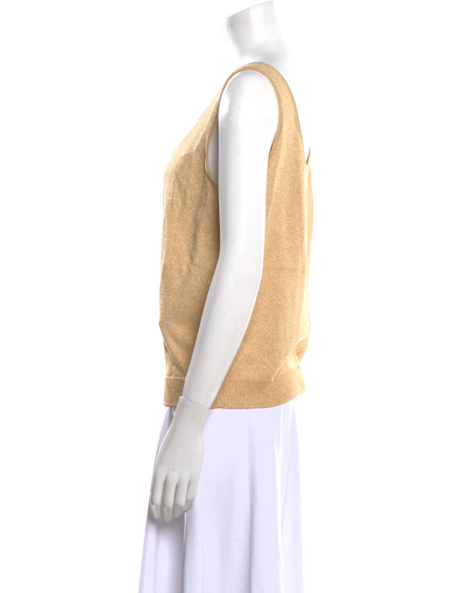 St. John Scoop Neck Sleeveless Top