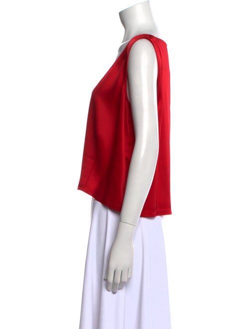 St. John Scoop Neck Sleeveless Crop Top