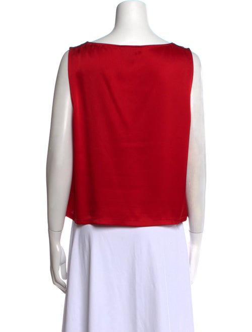 St. John Scoop Neck Sleeveless Crop Top