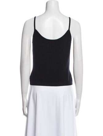 St. John V-Neck Sleeveless Top