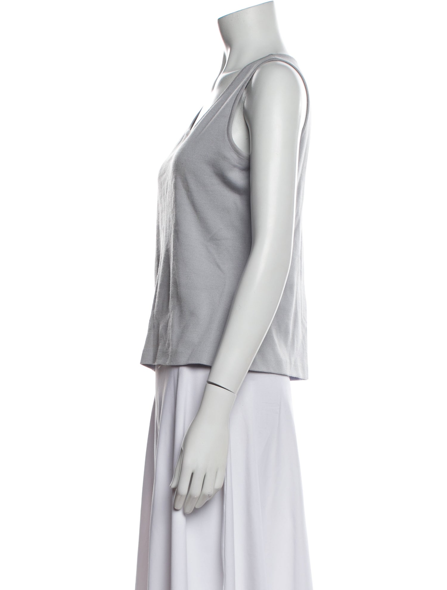 St. John Scoop Neck Sleeveless Top