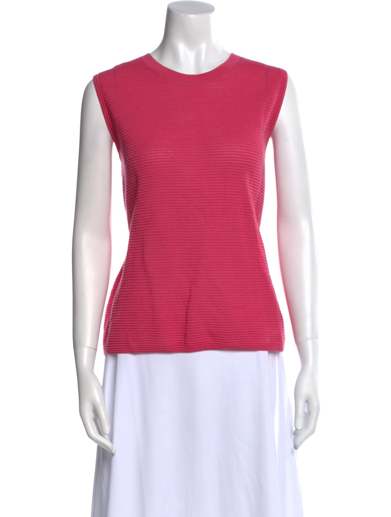 St. John Crew Neck Sleeveless Top