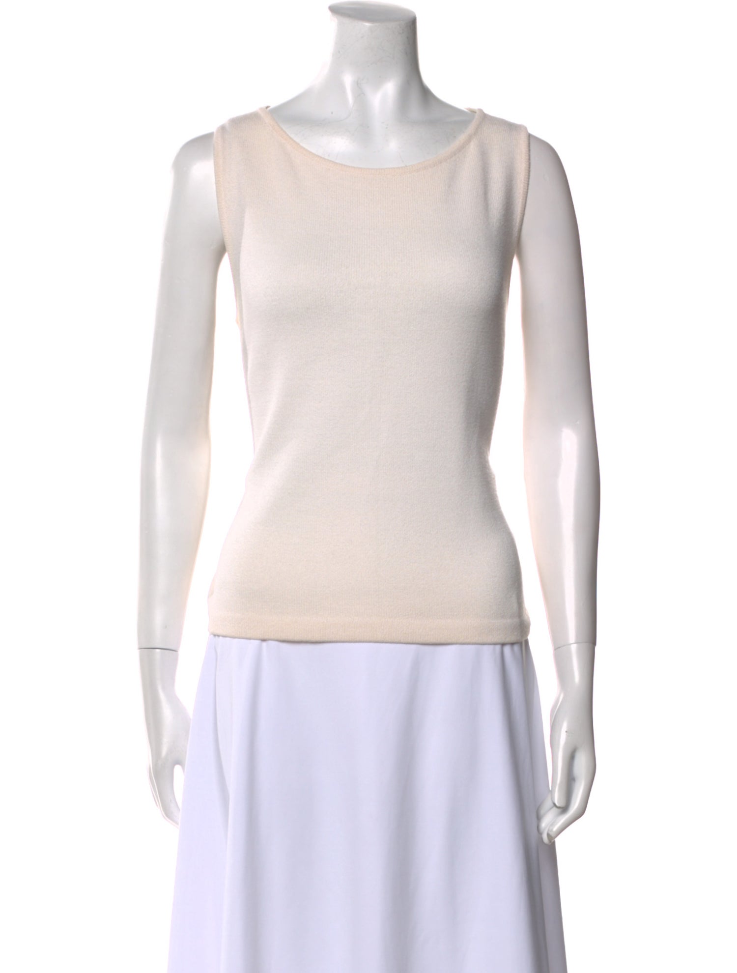 St. John Scoop Neck Sleeveless Top