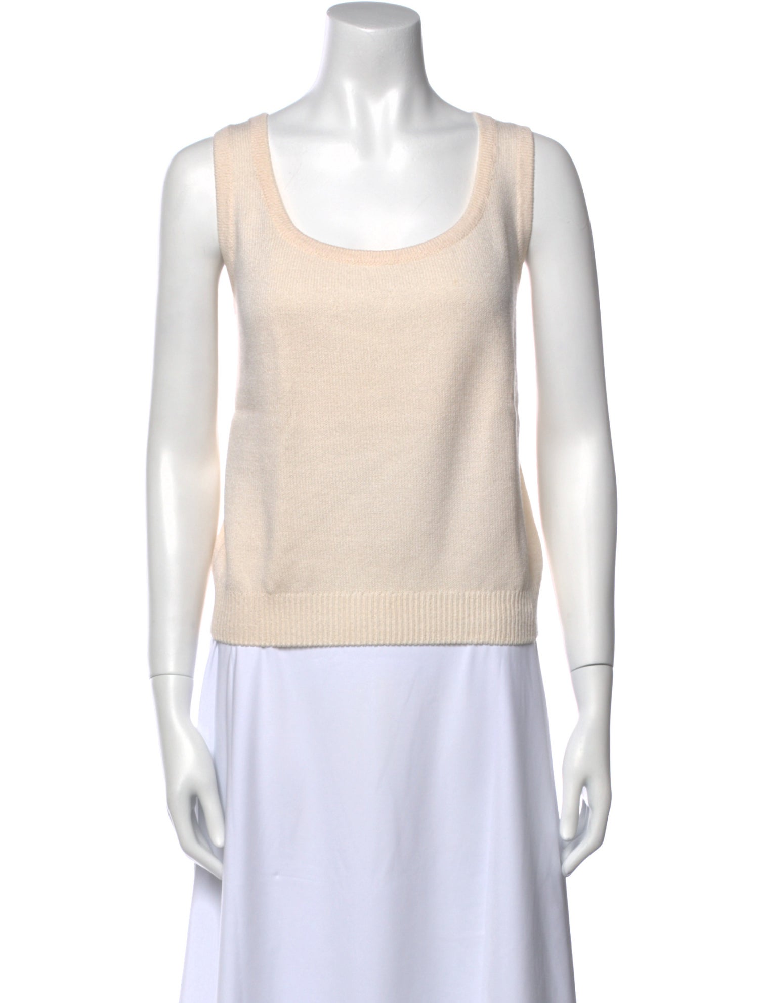 St. John Scoop Neck Sleeveless Top