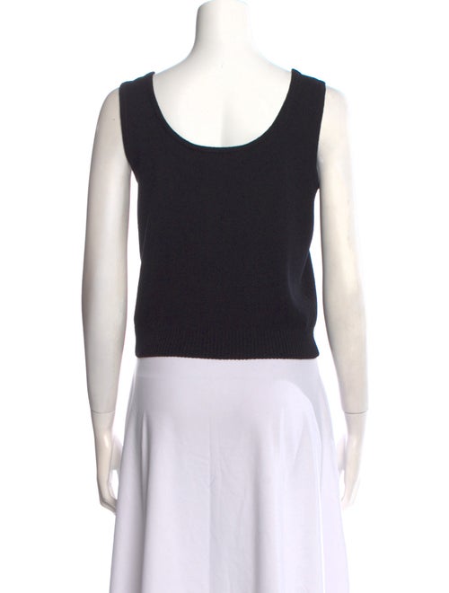 St. John Scoop Neck Sleeveless Crop Top