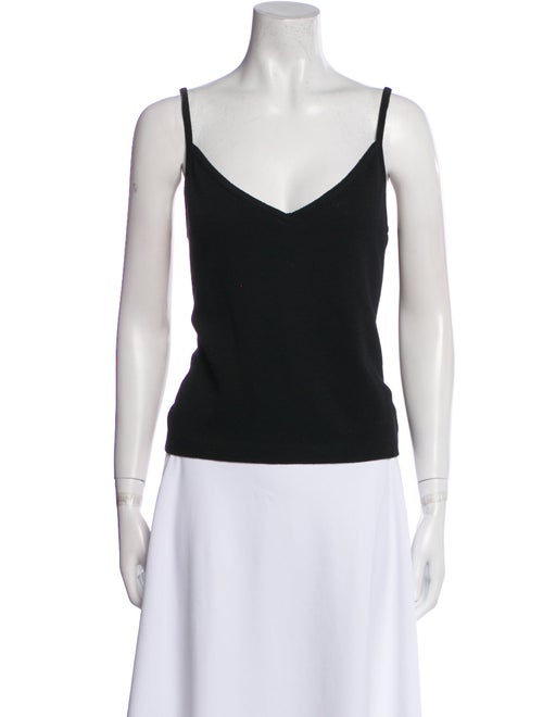 St. John V-Neck Sleeveless Top