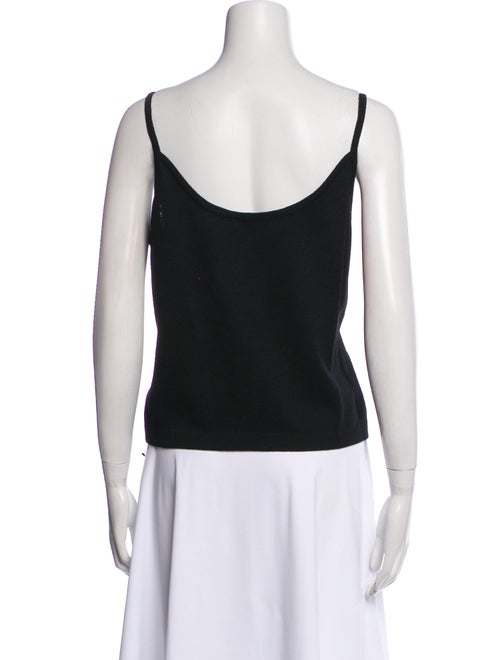 St. John V-Neck Sleeveless Top