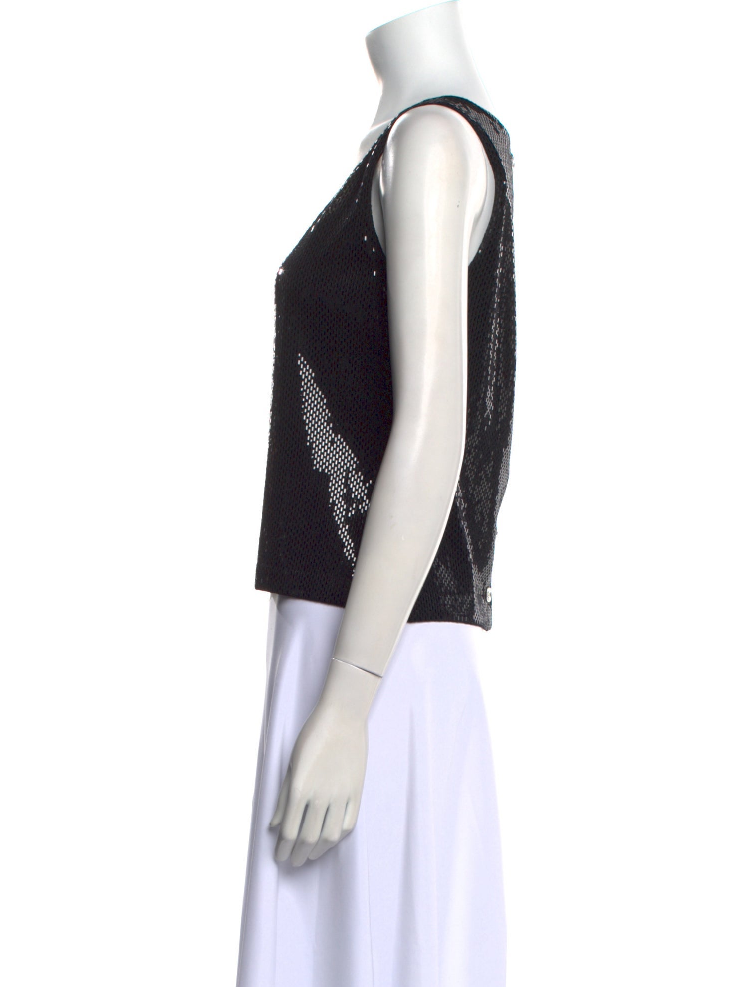 St. John Scoop Neck Sleeveless Top