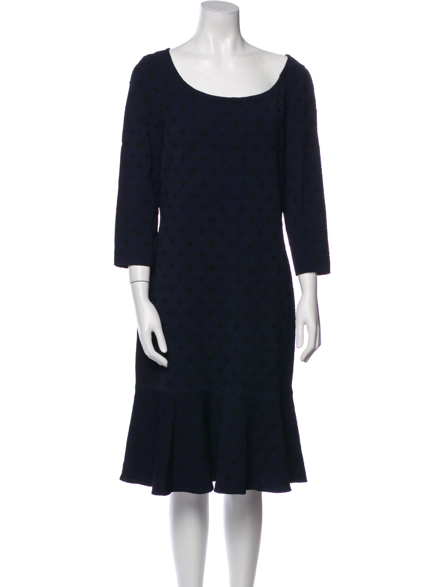 St. John Scoop Neck Knee-Length Dress