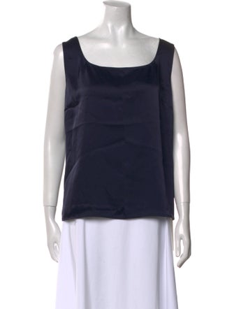 St. John Square Neckline Sleeveless Top