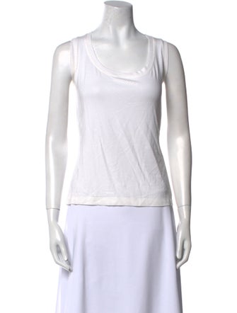 St. John Scoop Neck Sleeveless Top