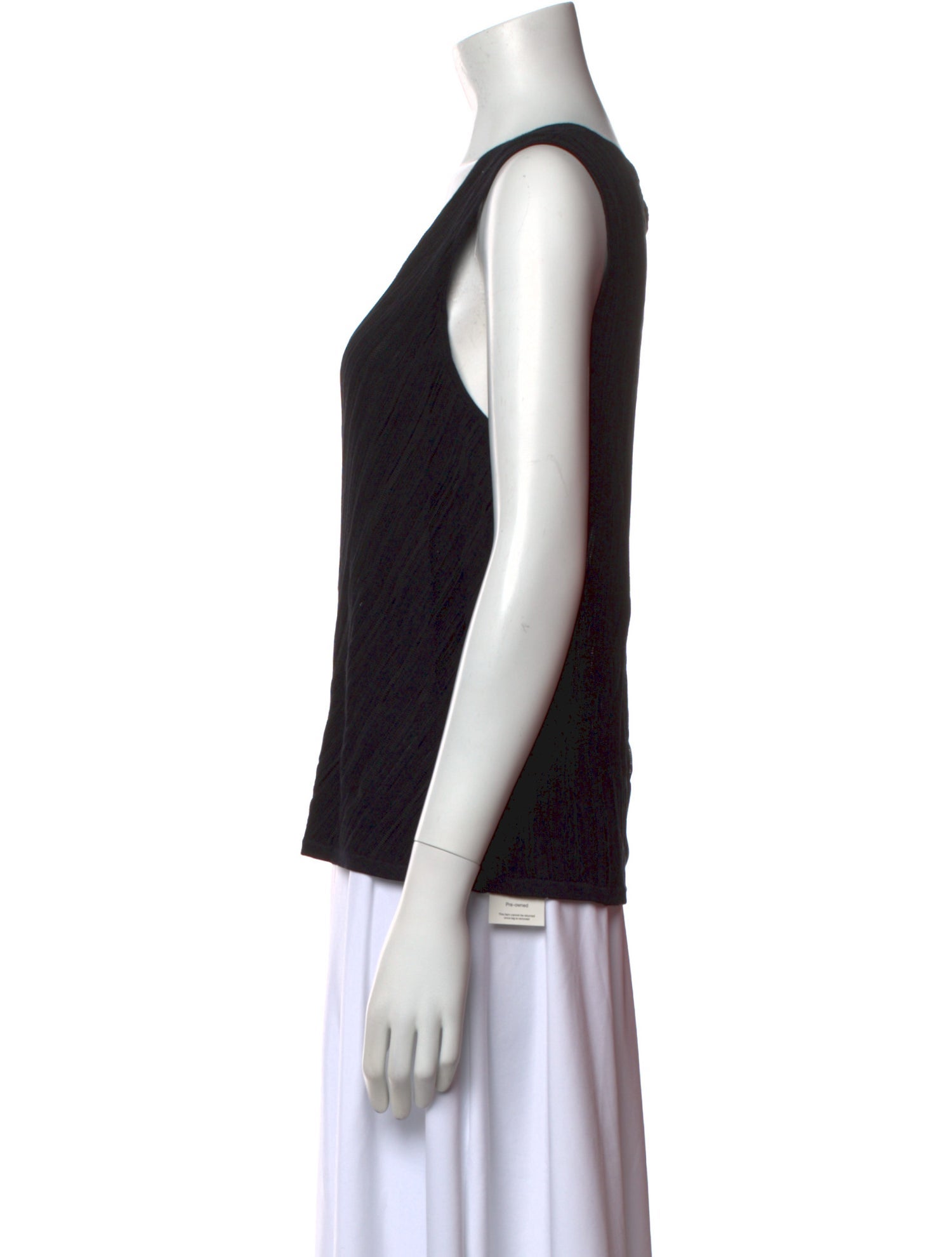 St. John V-Neck Sleeveless Top