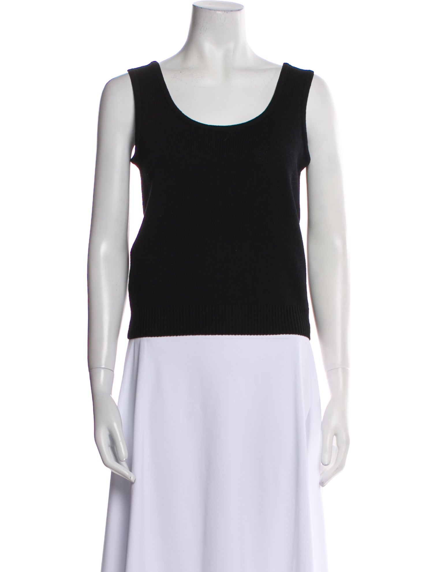 St. John Scoop Neck Sleeveless Top