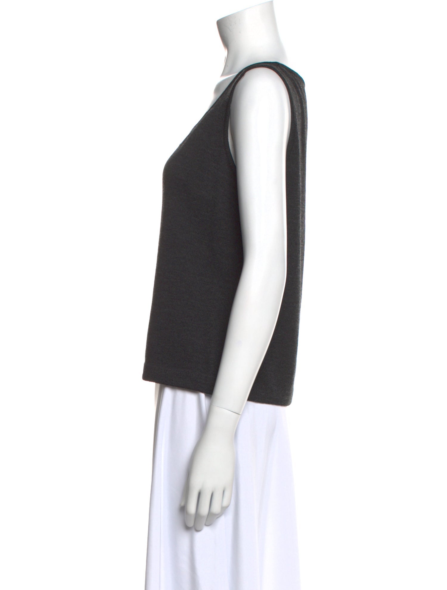 St. John Scoop Neck Sleeveless Top