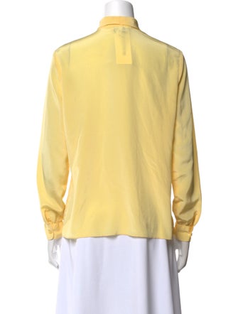 St. John Long Sleeve Button-Up Top