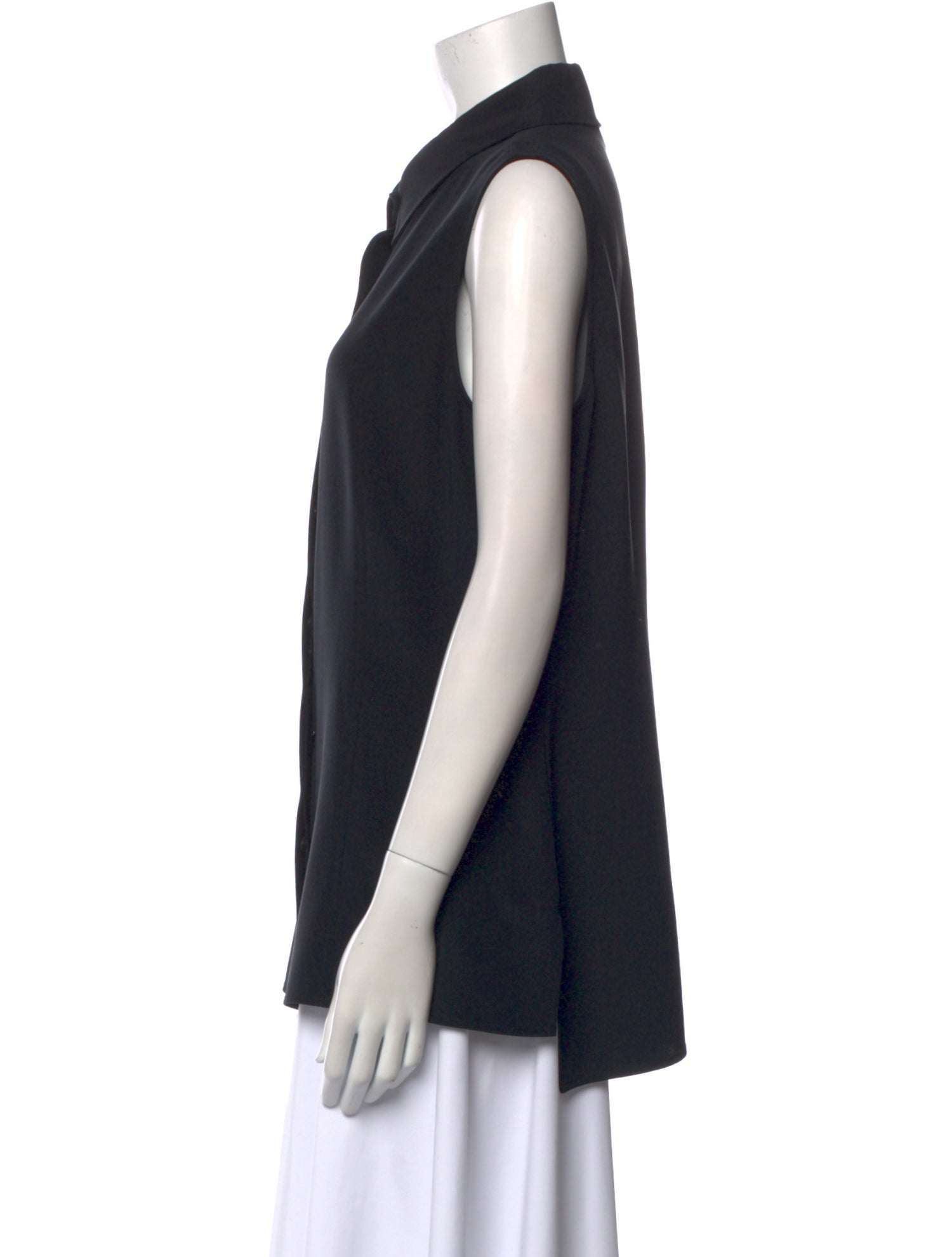 St. John Silk Sleeveless Button-Up Top