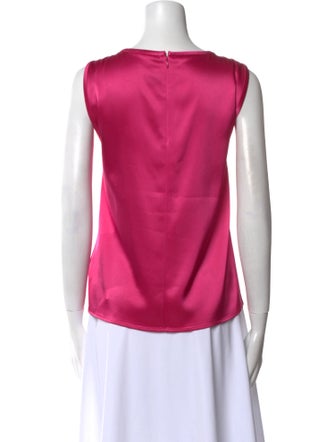 St. John Scoop Neck Sleeveless Blouse