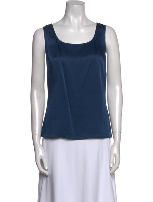 St. John Scoop Neck Sleeveless Top