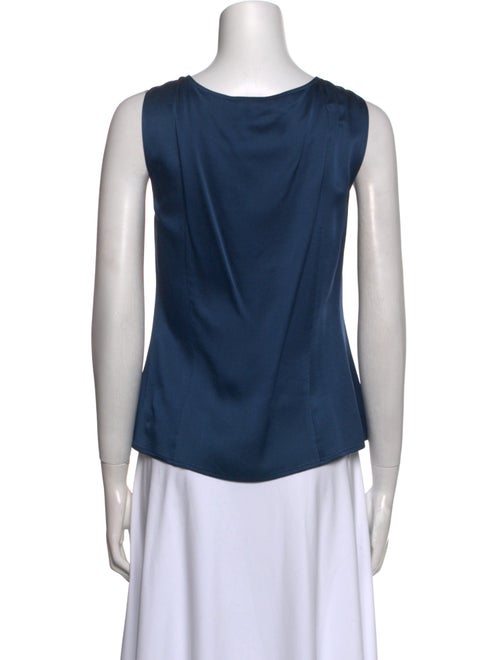 St. John Scoop Neck Sleeveless Top