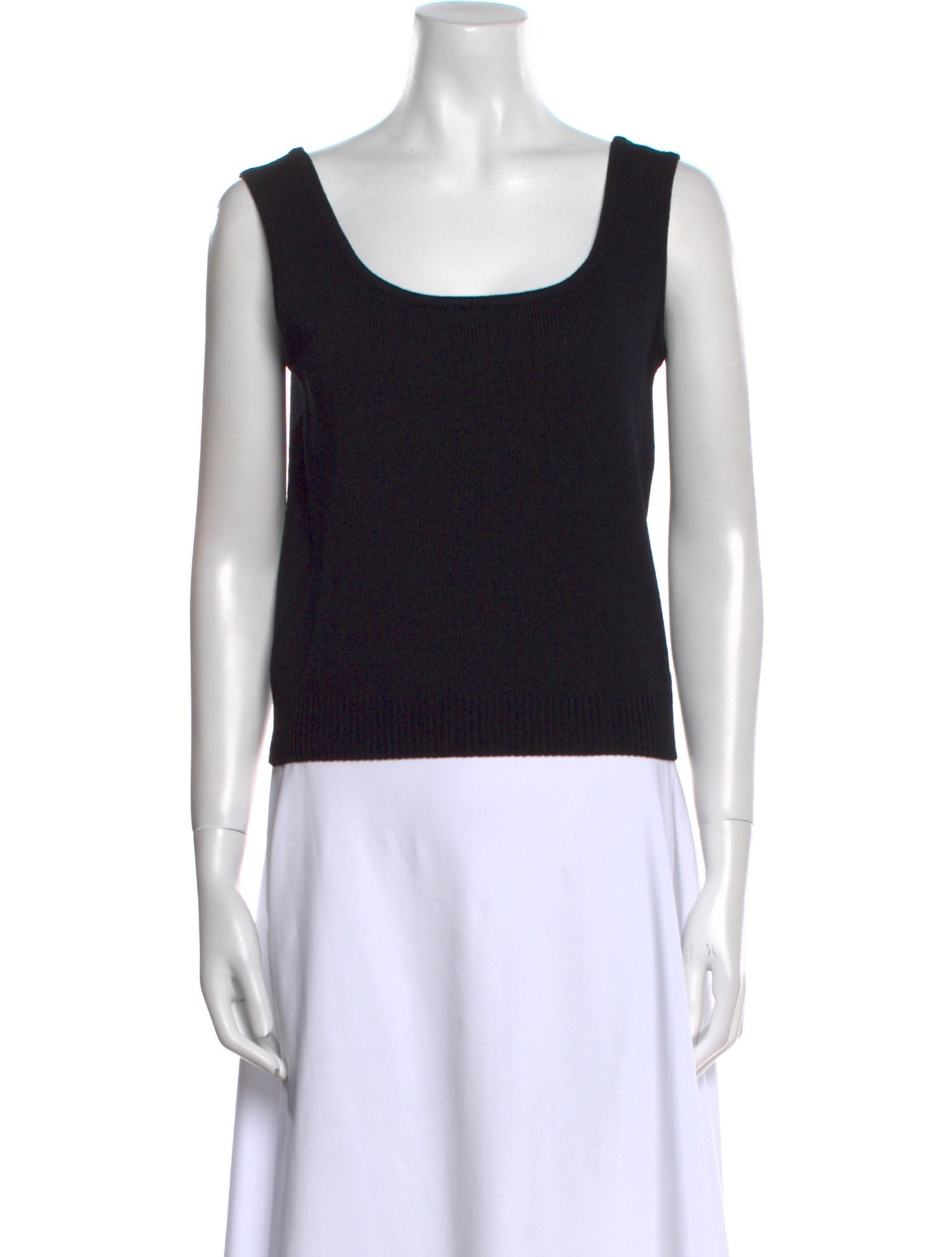 St. John Scoop Neck Sleeveless Top