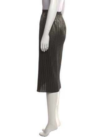 St. John Pleated Accents Knee-Length Skirt