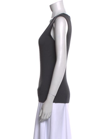 St. John Scoop Neck Sleeveless Top