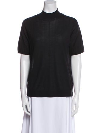 St. John Wool Keyhole Accent Set