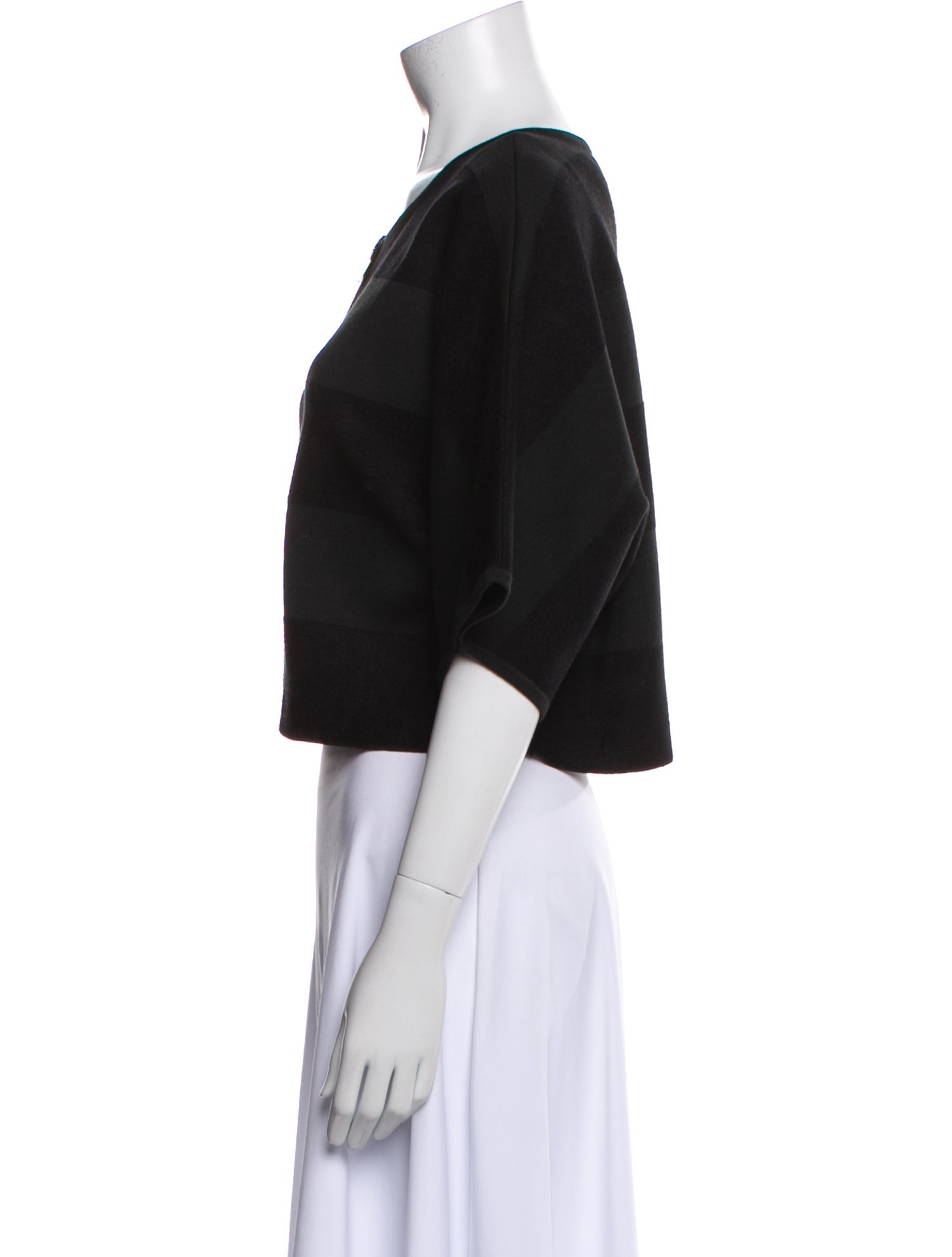 St. John Scoop Neck Short Sleeve Crop Top w/ Tags