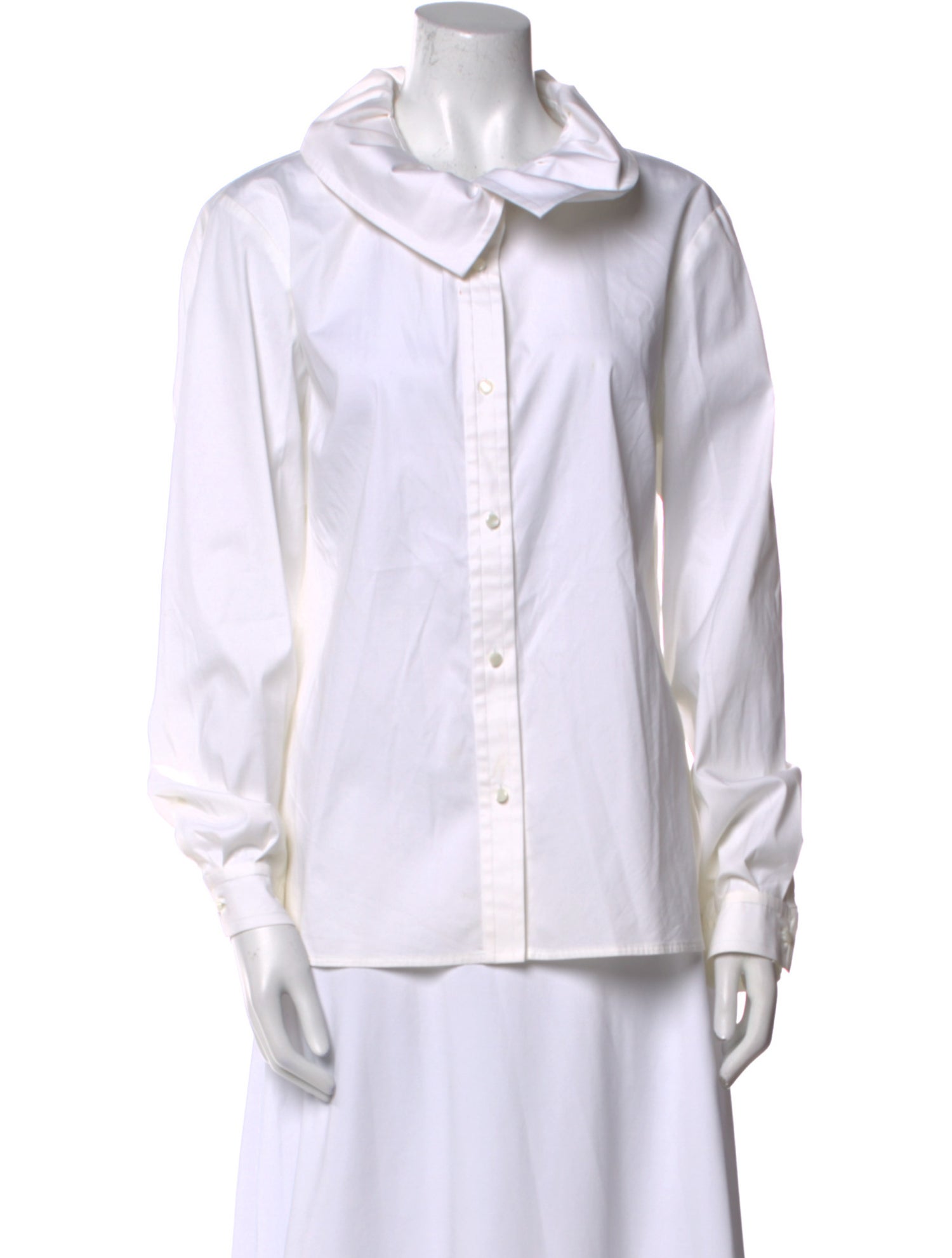 St. John Long Sleeve Button-Up Top