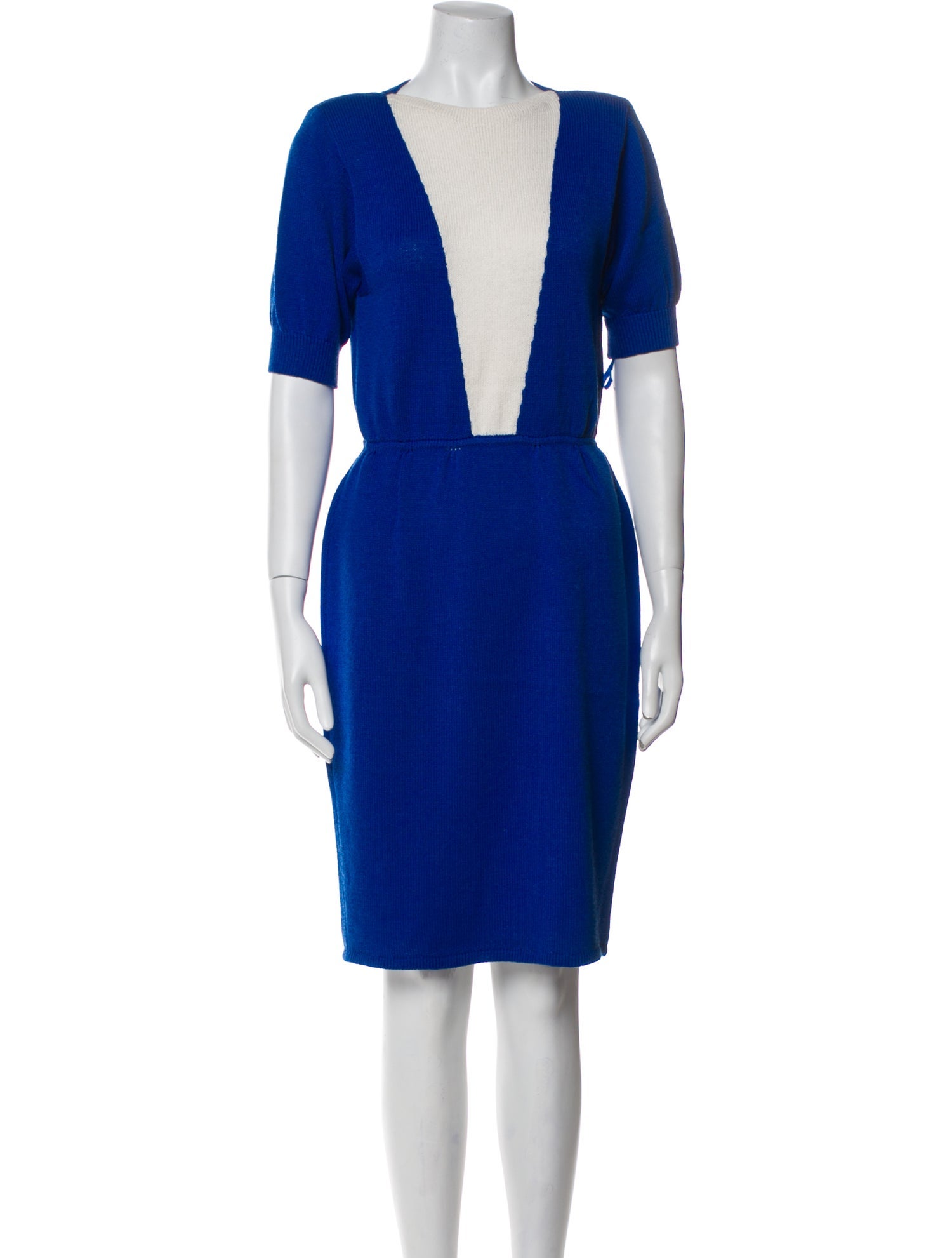 St. John Scoop Neck Knee-Length Dress