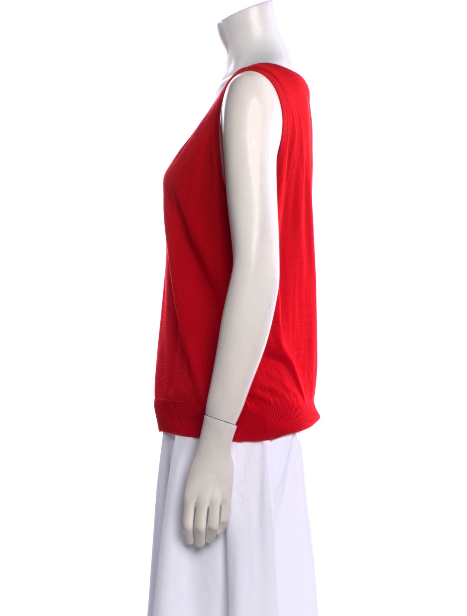 St. John Scoop Neck Sleeveless Top
