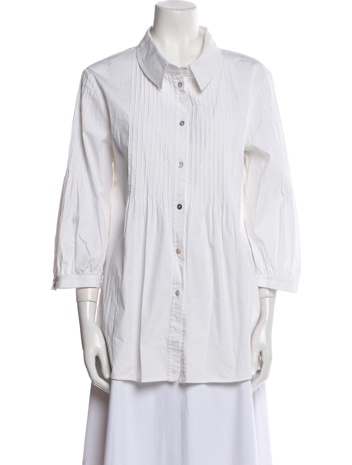 St. John Three-Quarter Sleeve Button-Up Top