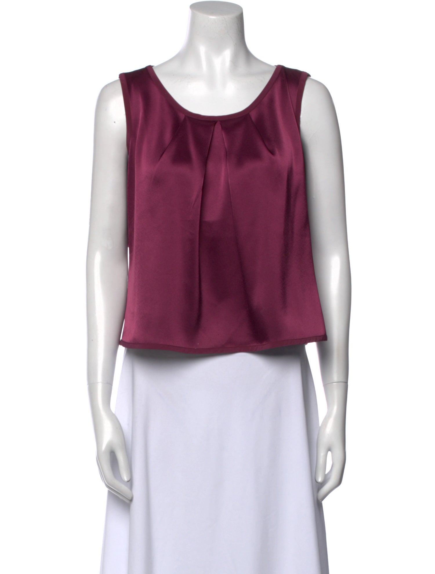 St. John Scoop Neck Sleeveless Crop Top