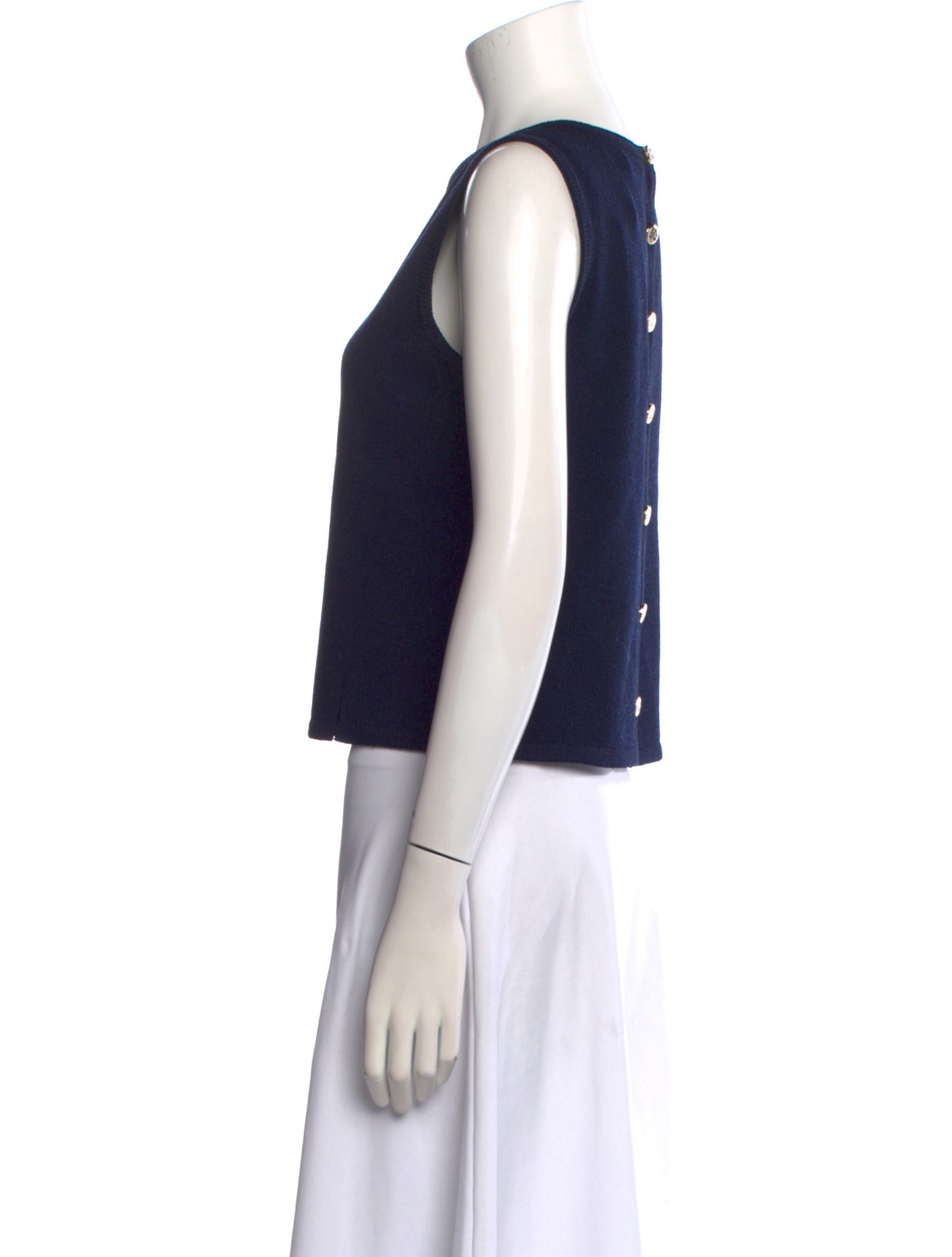 St. John Scoop Neck Sleeveless Crop Top