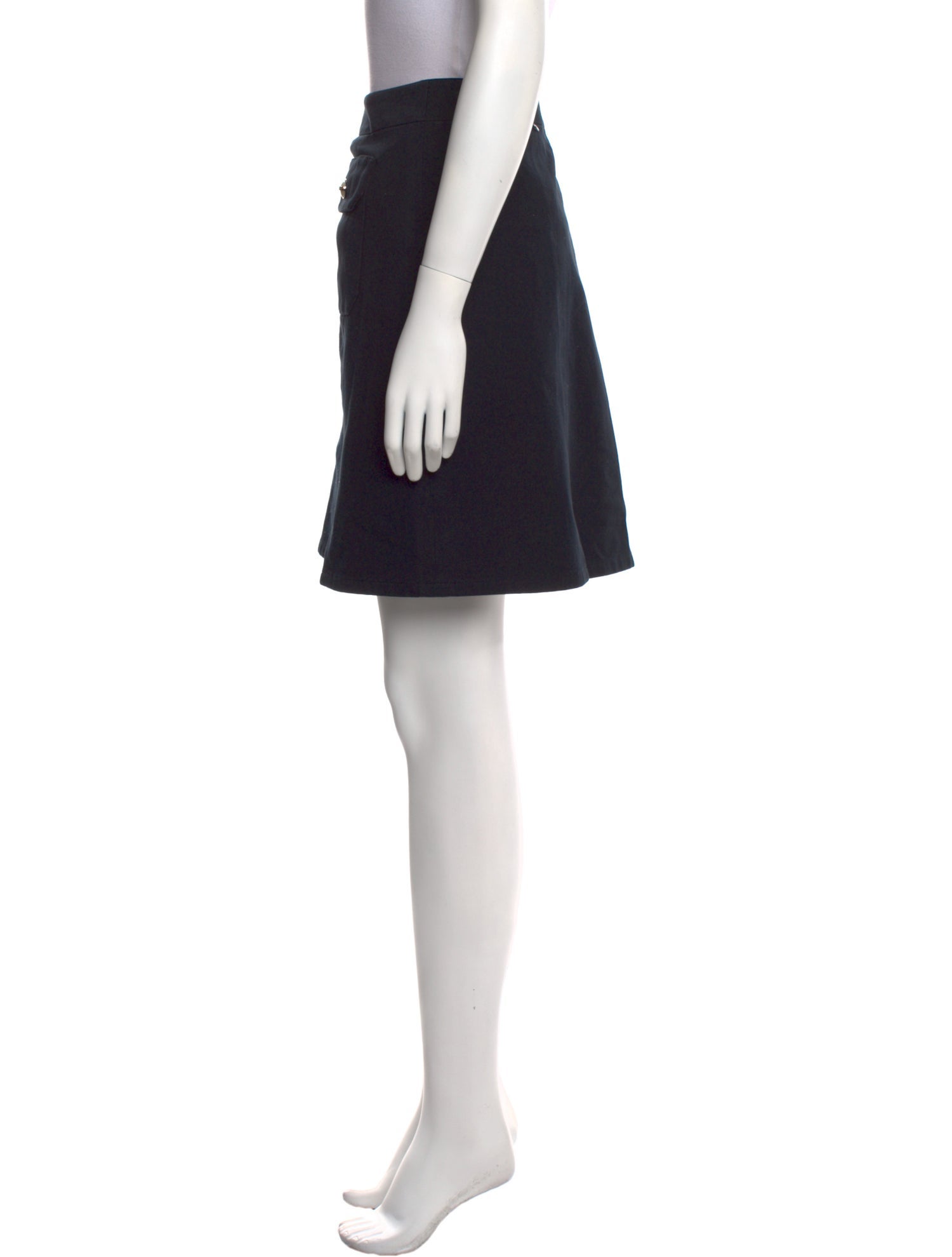 St. John Knee-Length Shorts