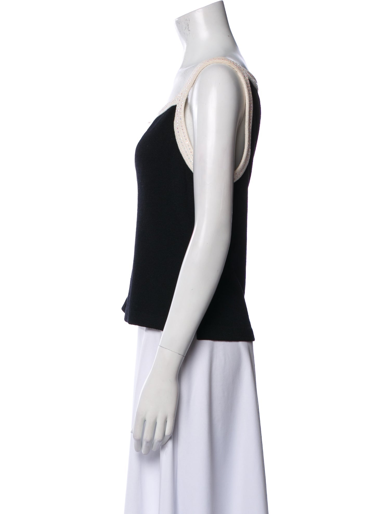 St. John Square Neckline Sleeveless Top