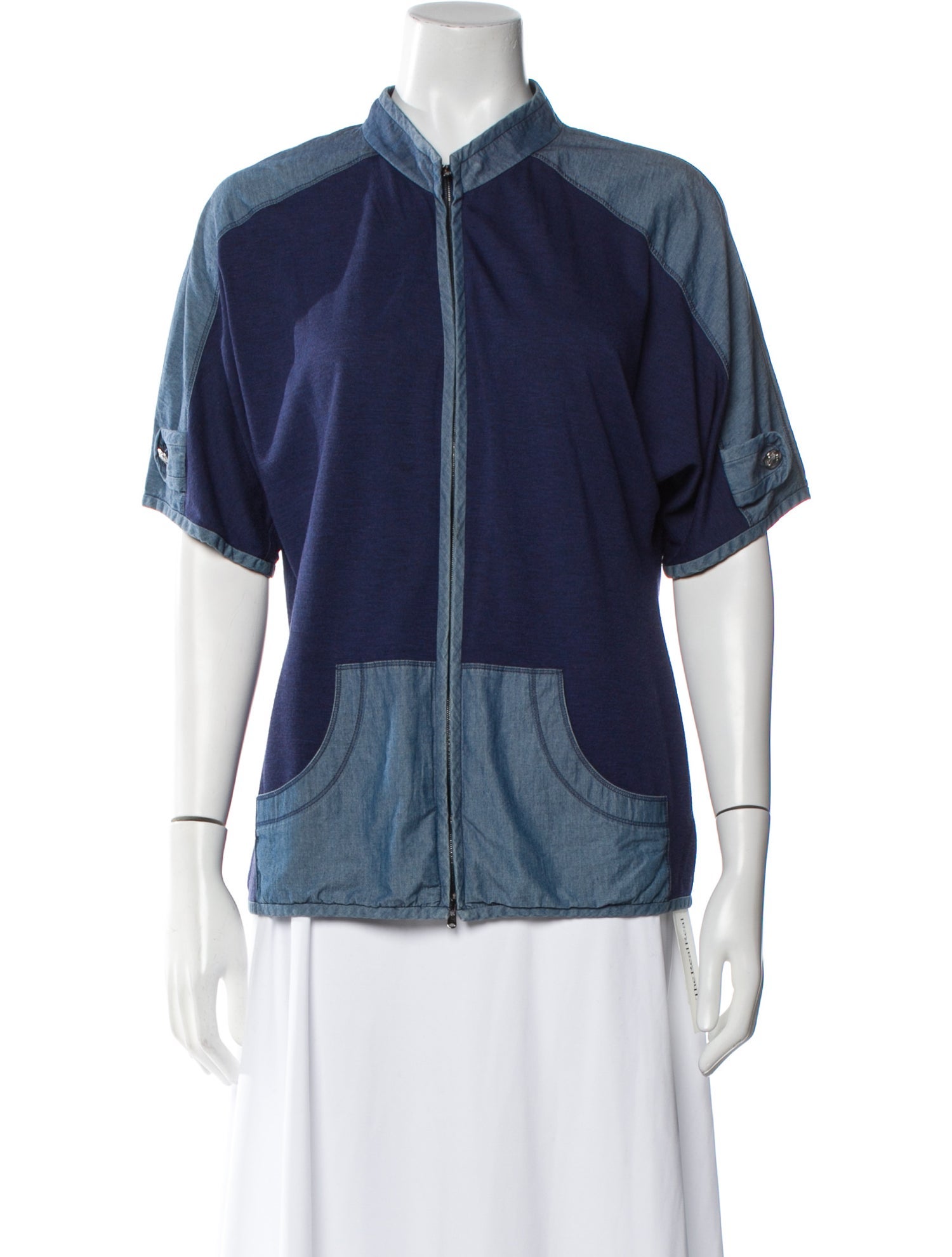 St. John V-Neck Short Sleeve Blouse