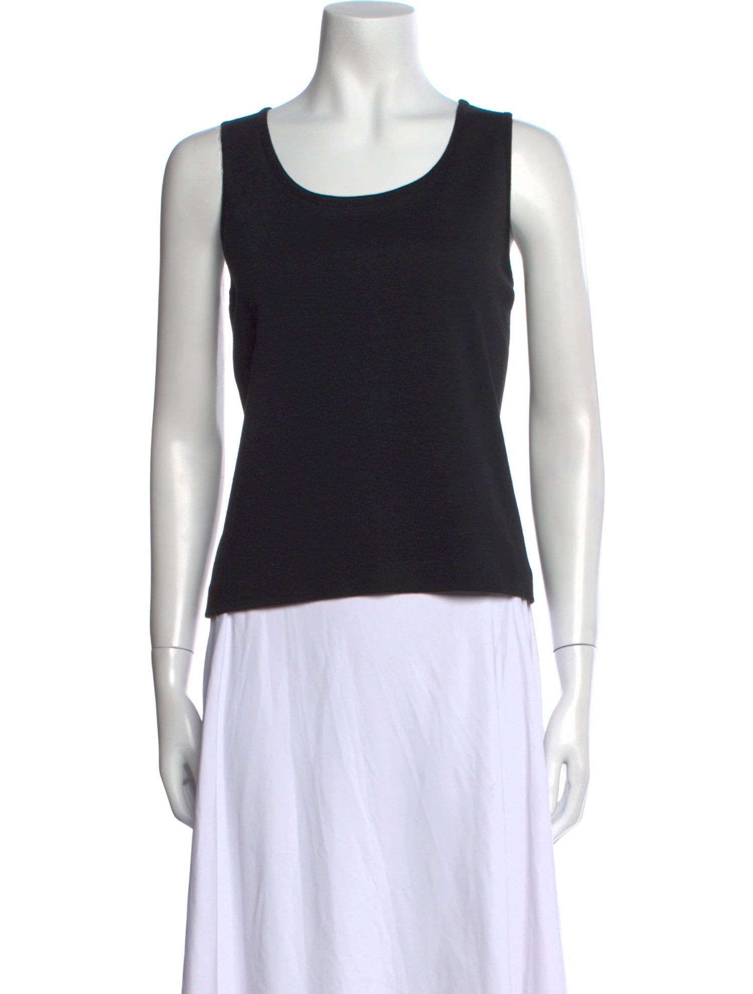 St. John Scoop Neck Sleeveless Top